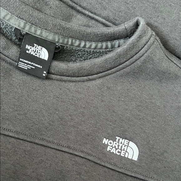 The North Face Women’s Crewneck Sweater - Picture 3 of 5